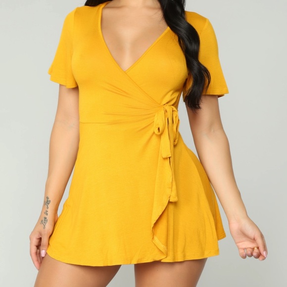 Short Jumpsuit - Picture 1 of 4